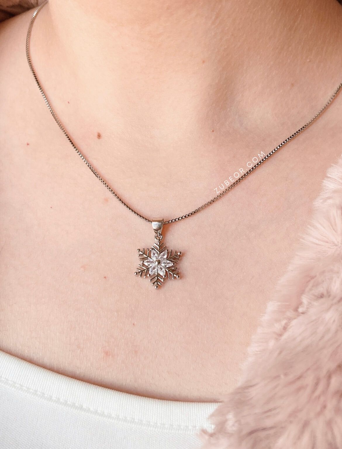 Cadena copo de nieve hexagonal 4