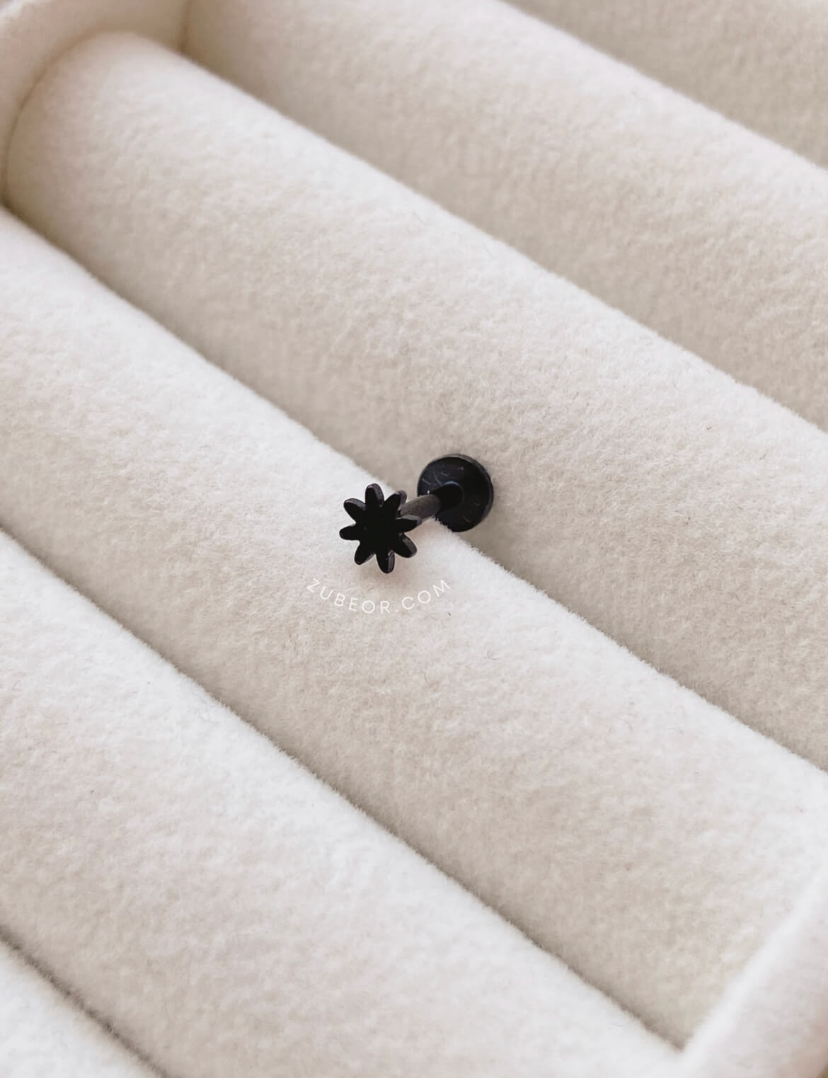 Piercing helix o tragus tope plano 15