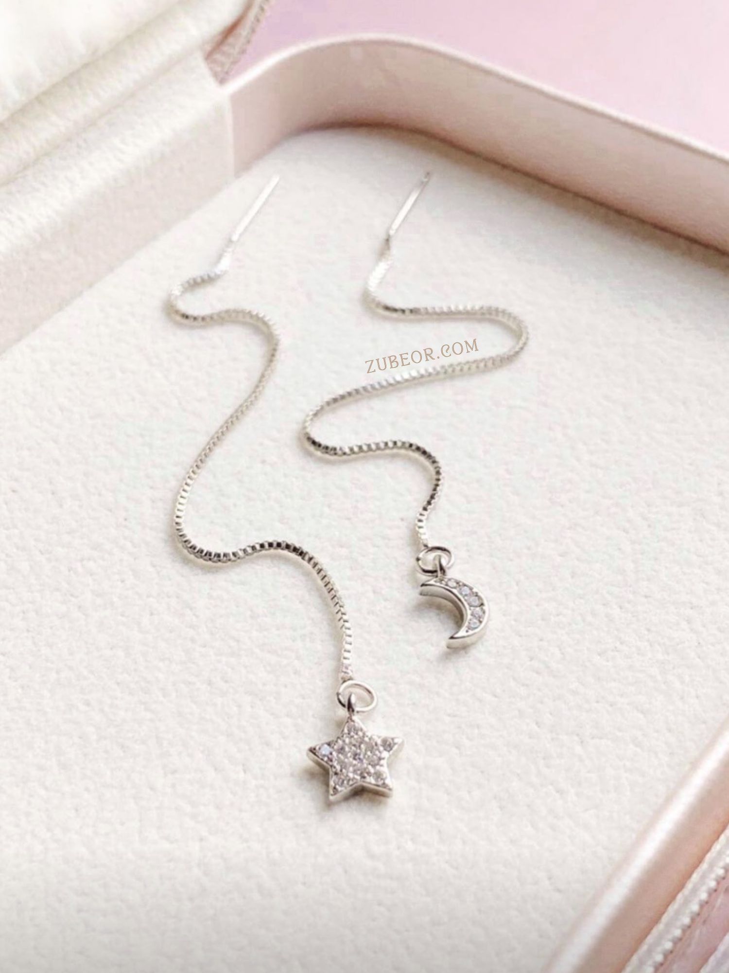 Aretes luna y estrella colgantes