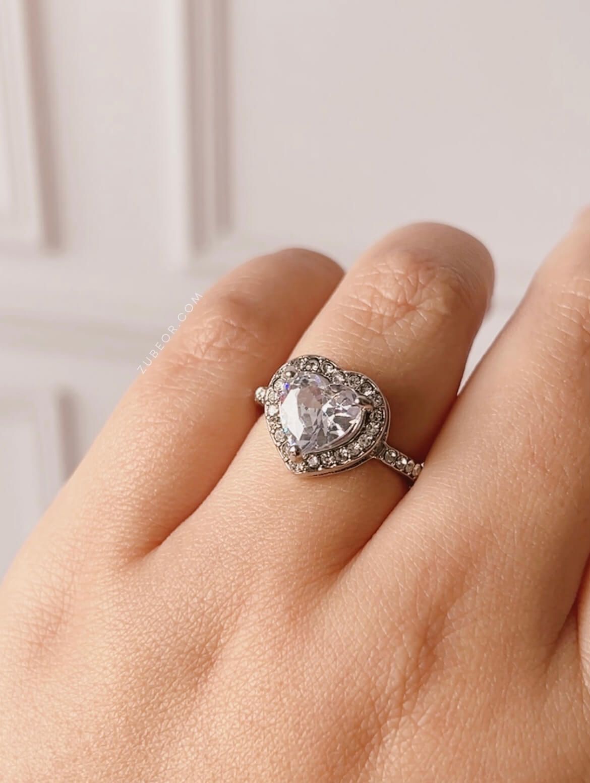 Anillo corazón plateado