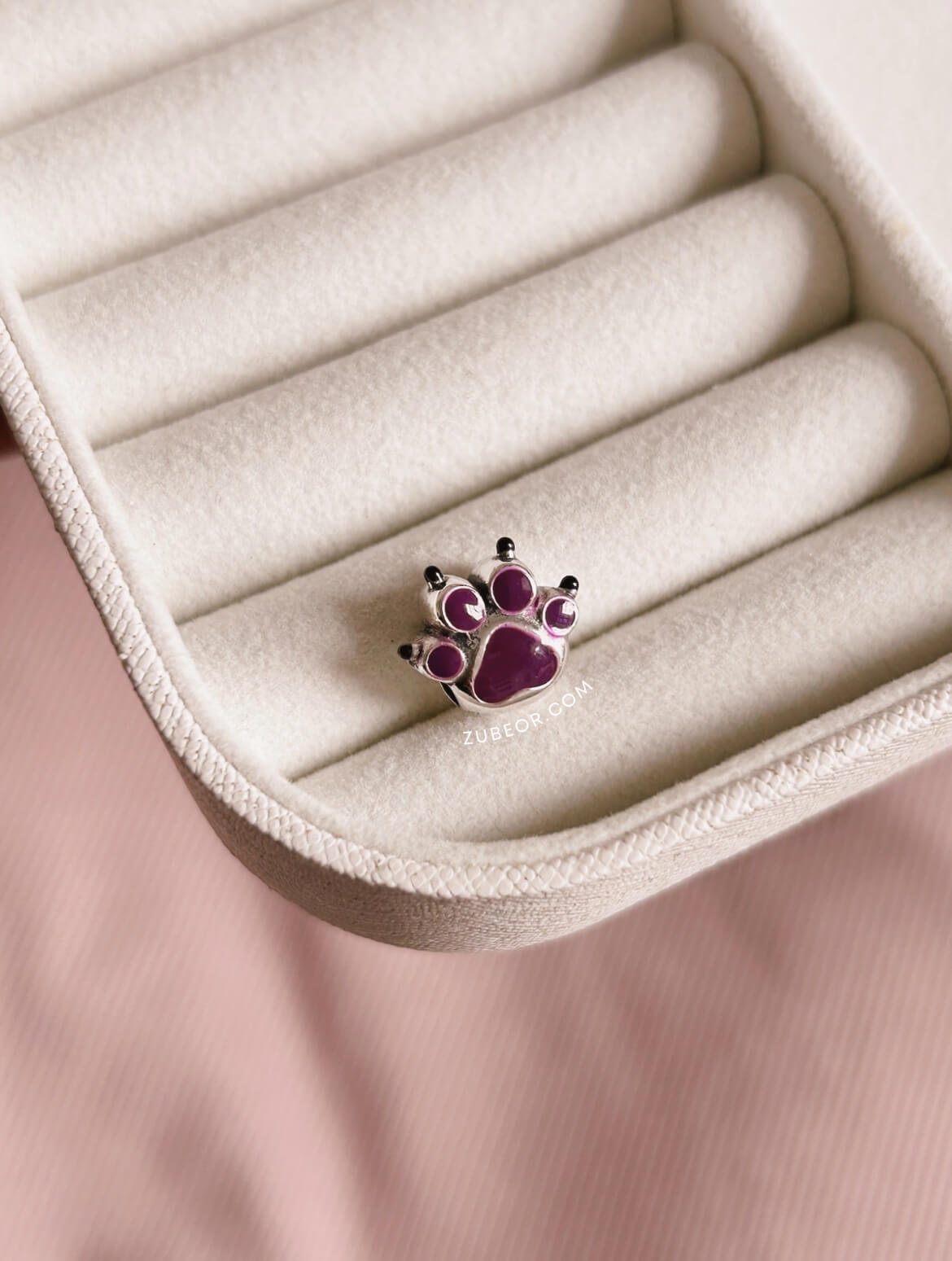 Charm Huella 2