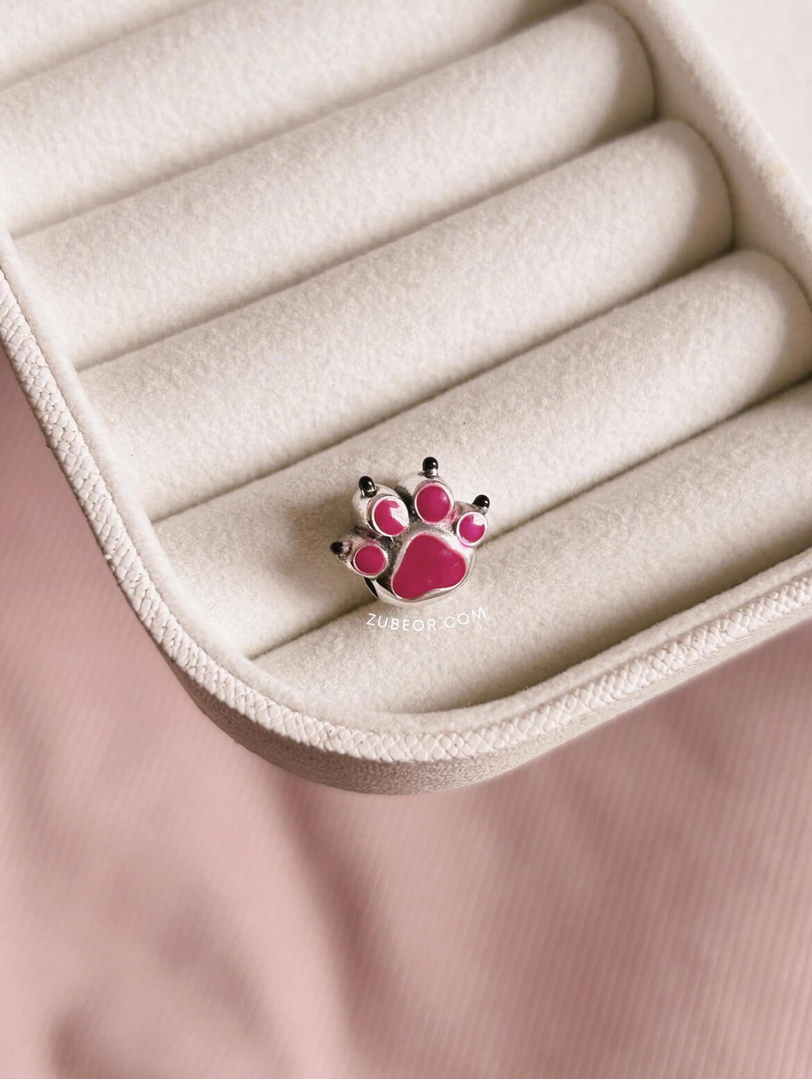 Charm Huella 3