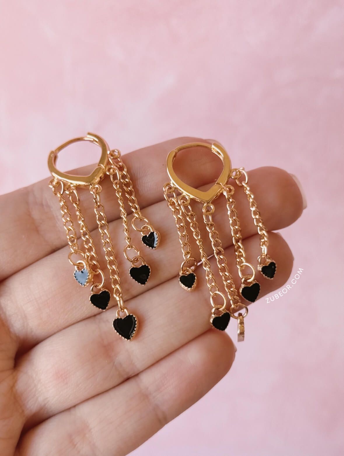 Aretes colgantes corazones negros 4