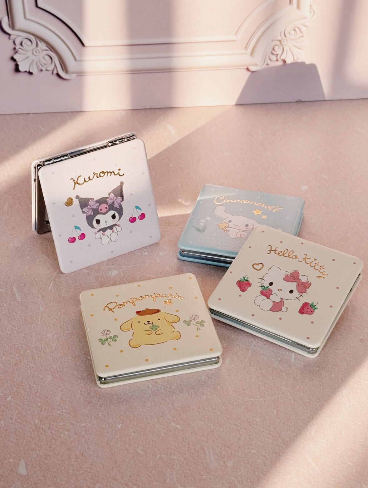 Espejos Sanrio 4