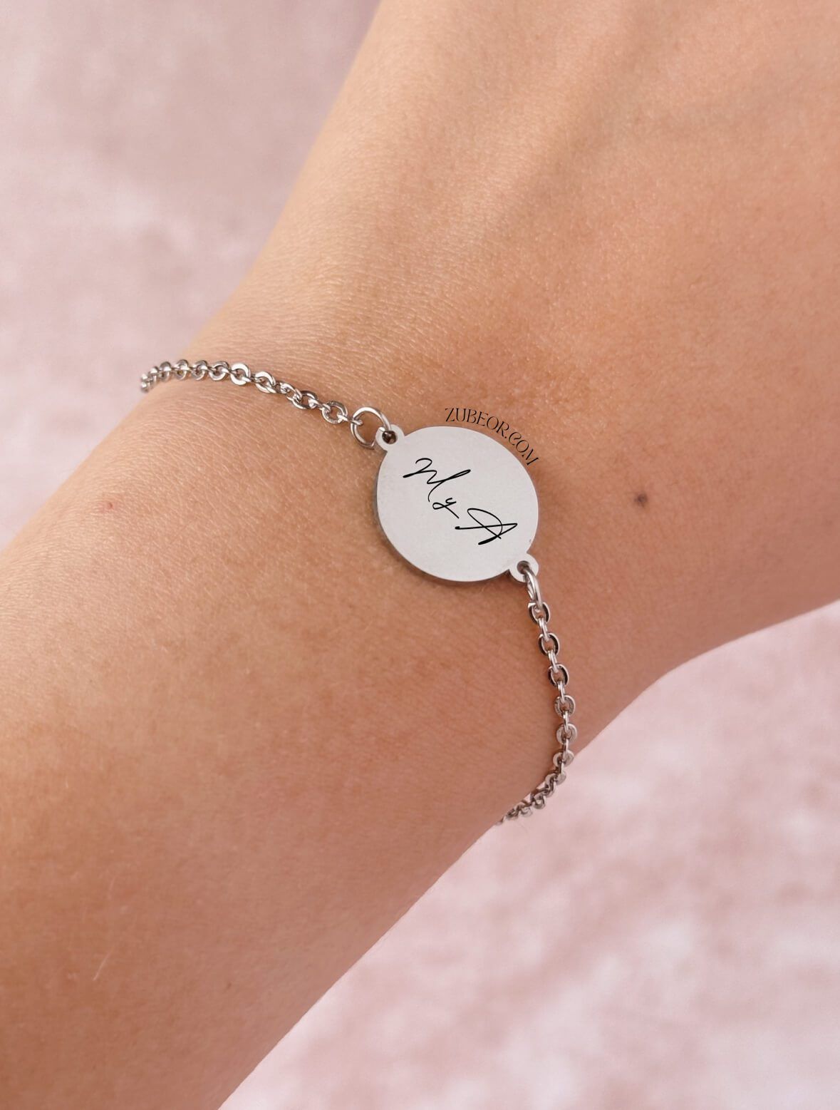 Pulsera grabada dije circular (solo con pago previo) 12