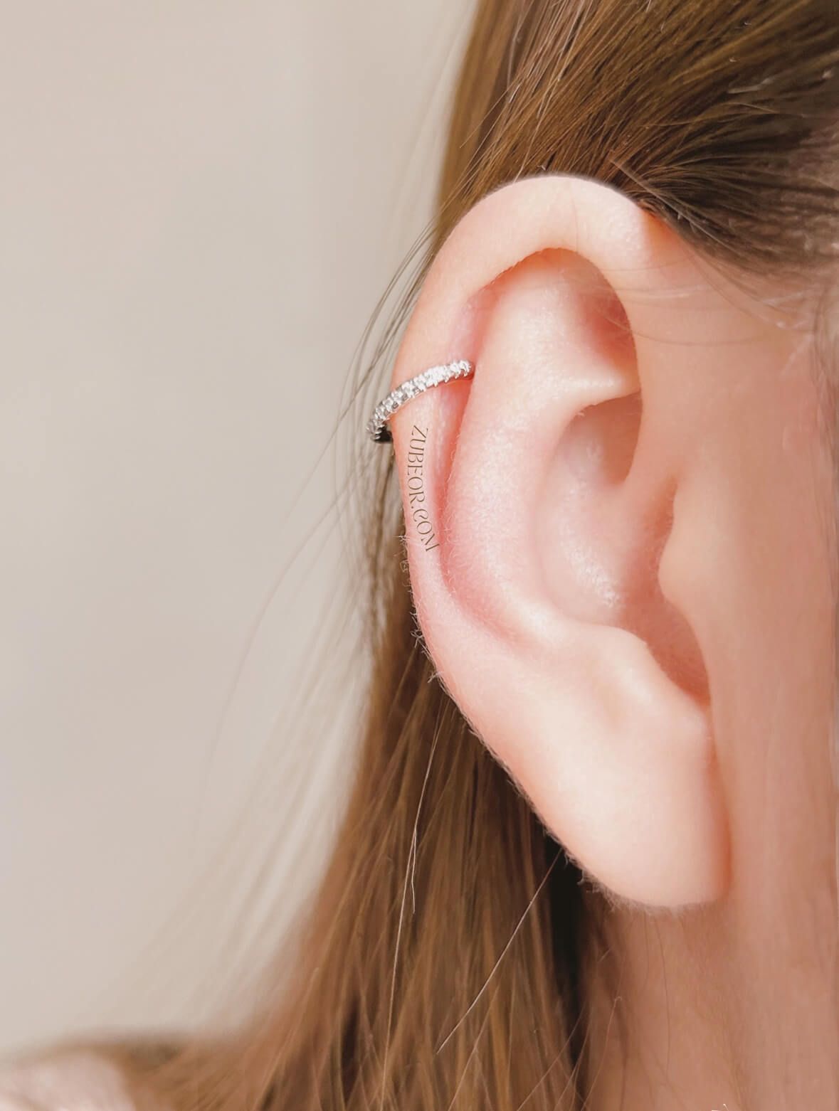 Earcuff simple cristal plateado 2