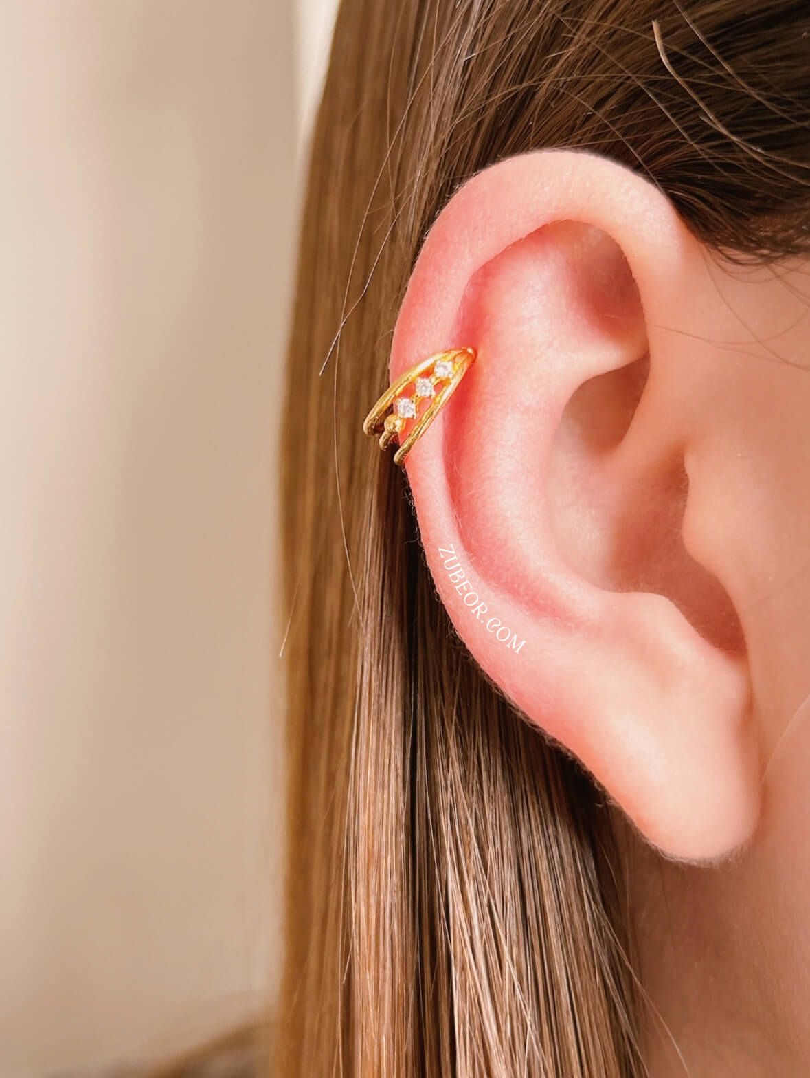 Earcuff 3 cristales dorado 2