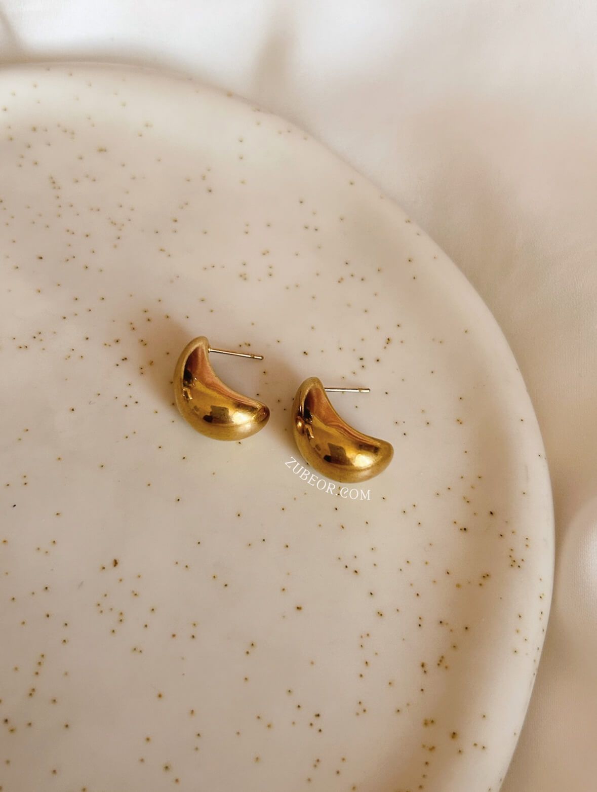 Aretes clásicos media luna grande 5