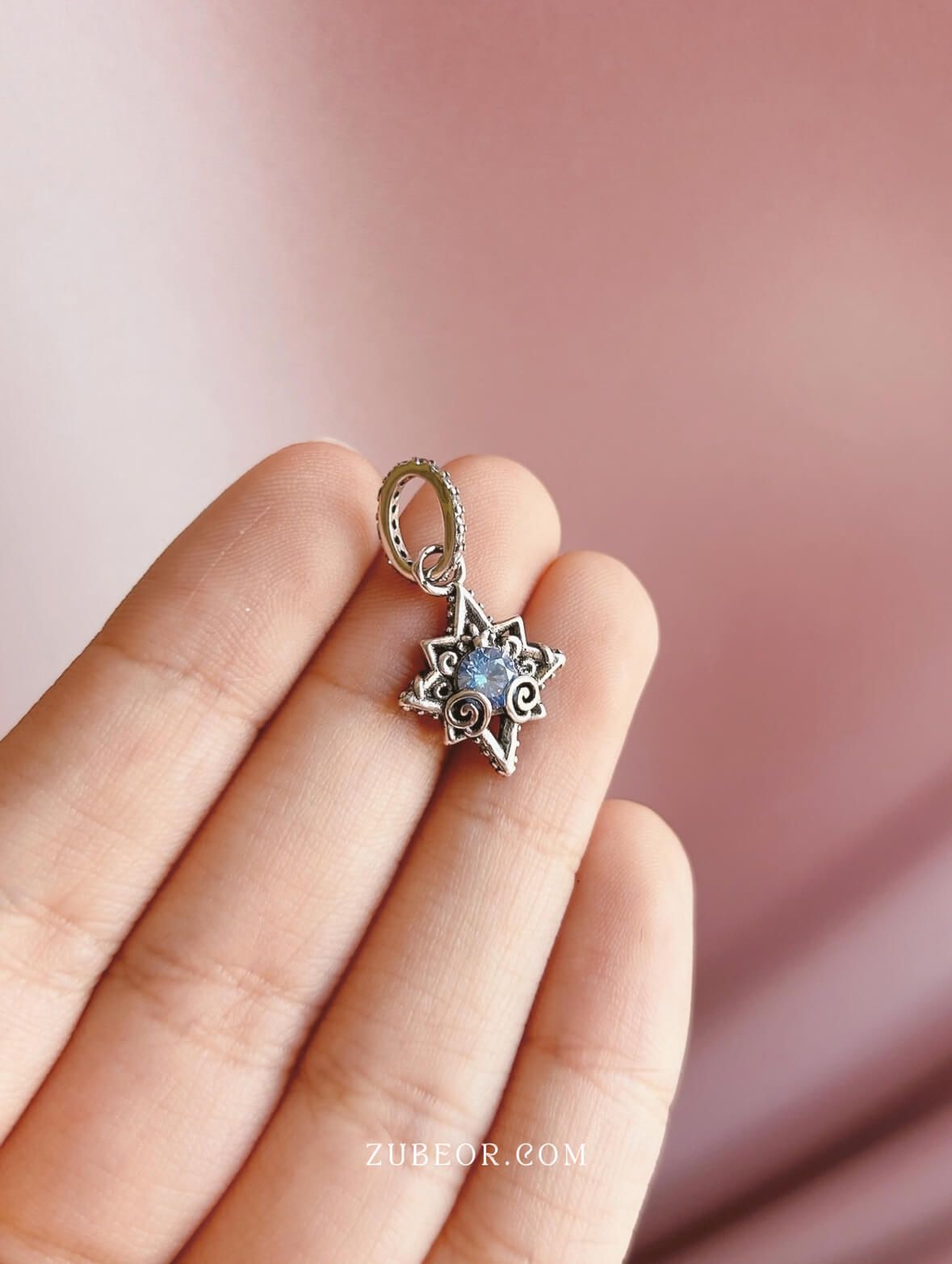 Charm estrella azul