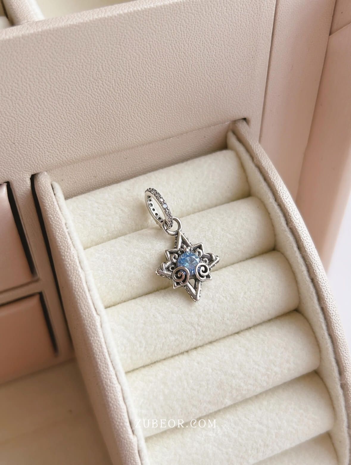 Charm estrella azul 2