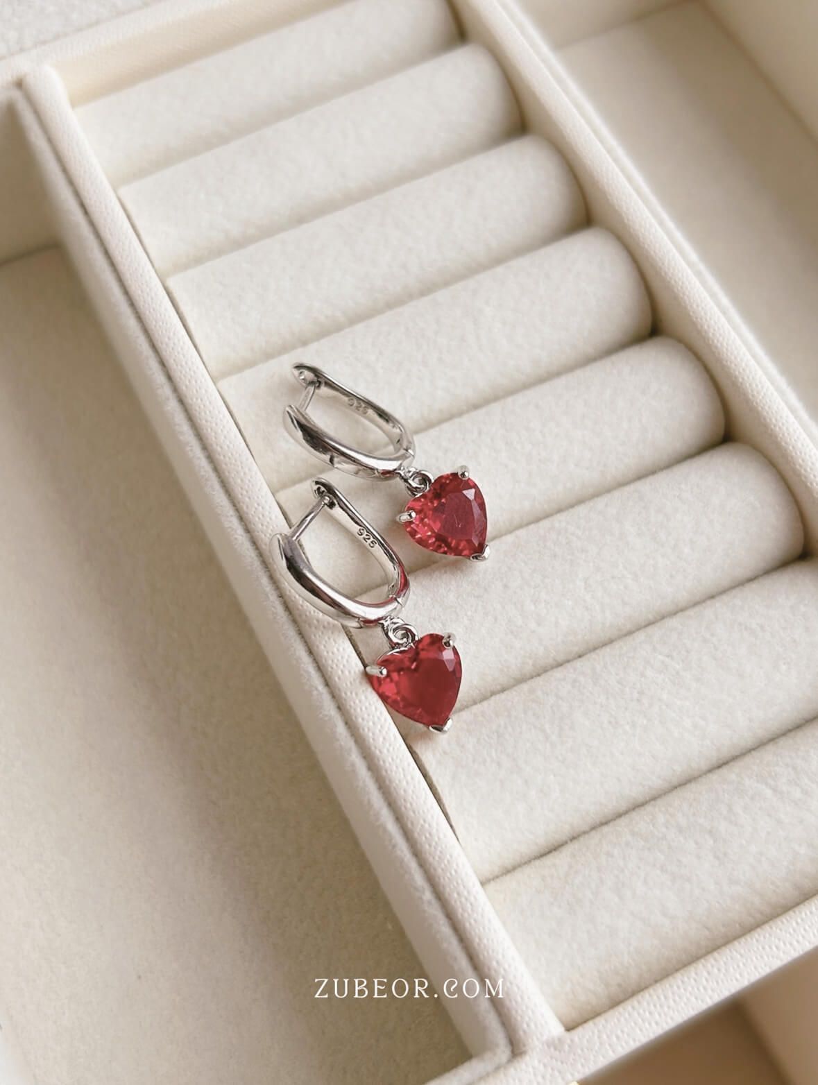 Aretes corazón rojo 2