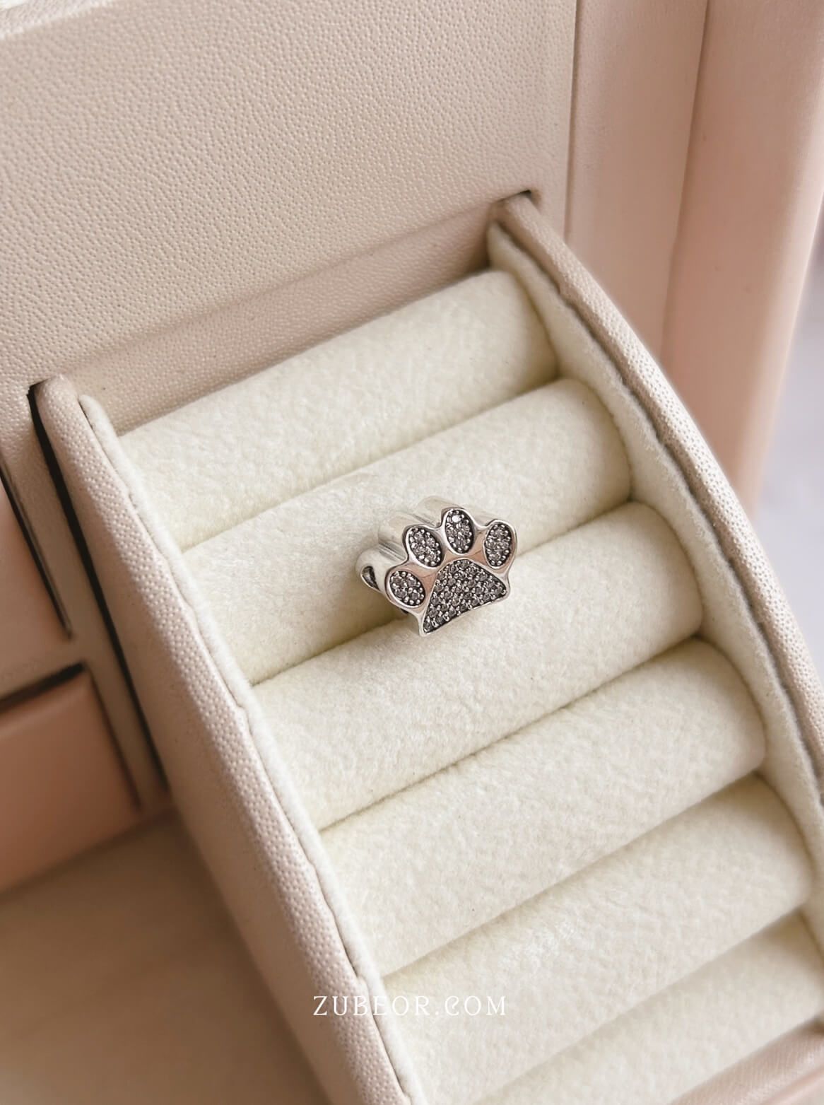 Charm huella cristal 3