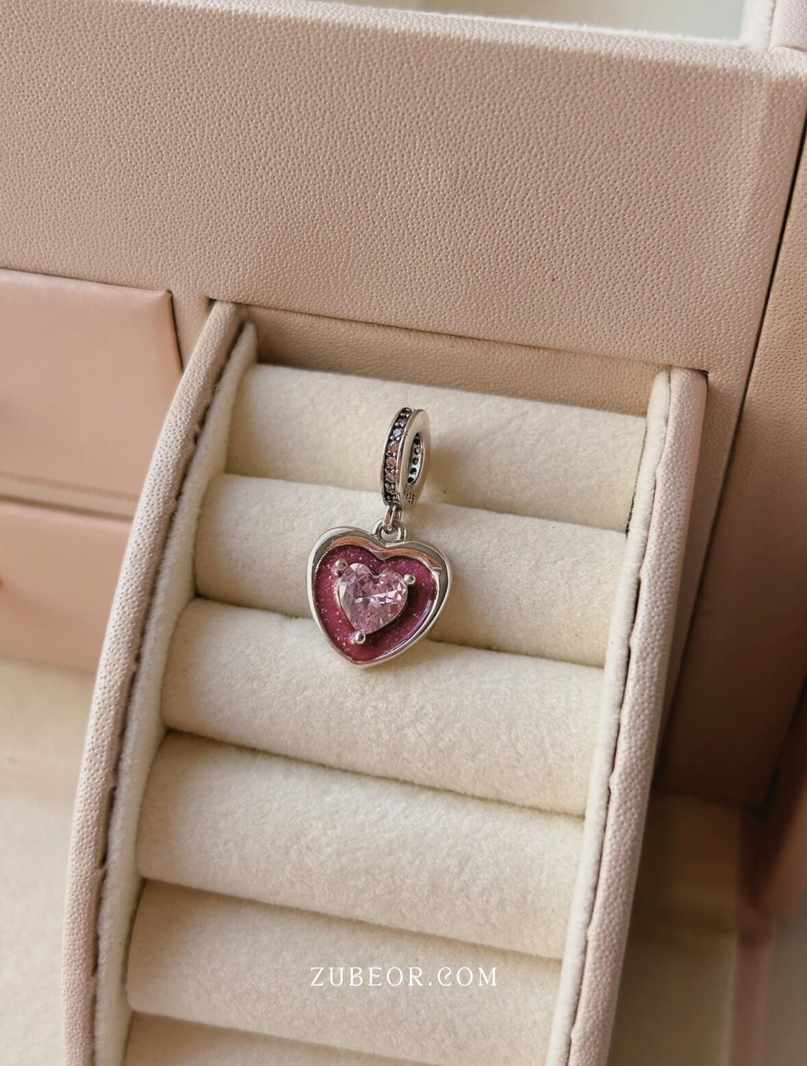 Charm corazón fucsia 3
