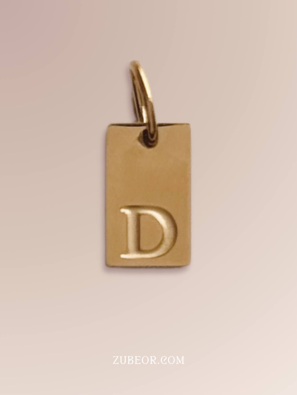 Dije de letras labradas 24