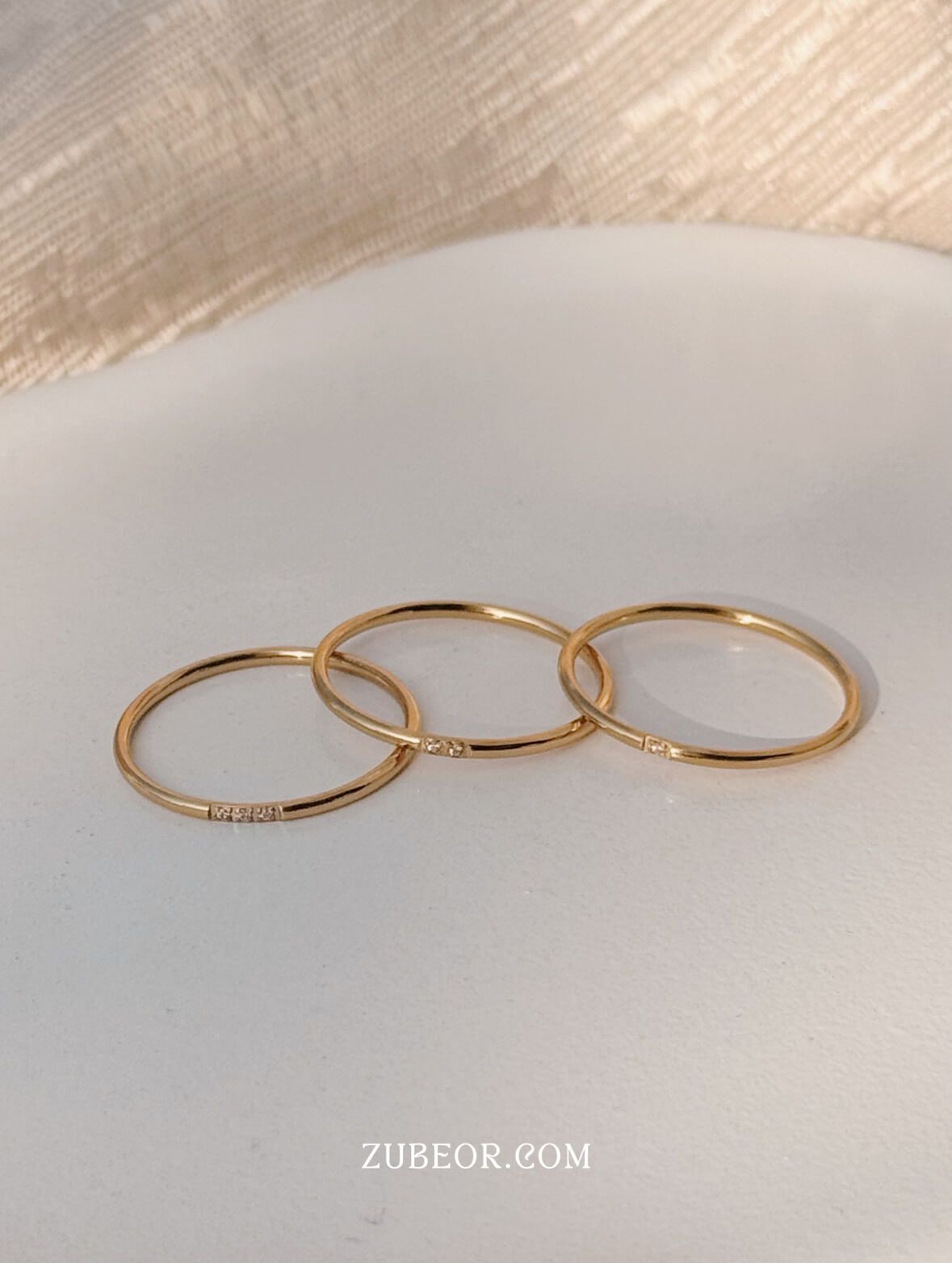 Anillo minimalista cristales 10