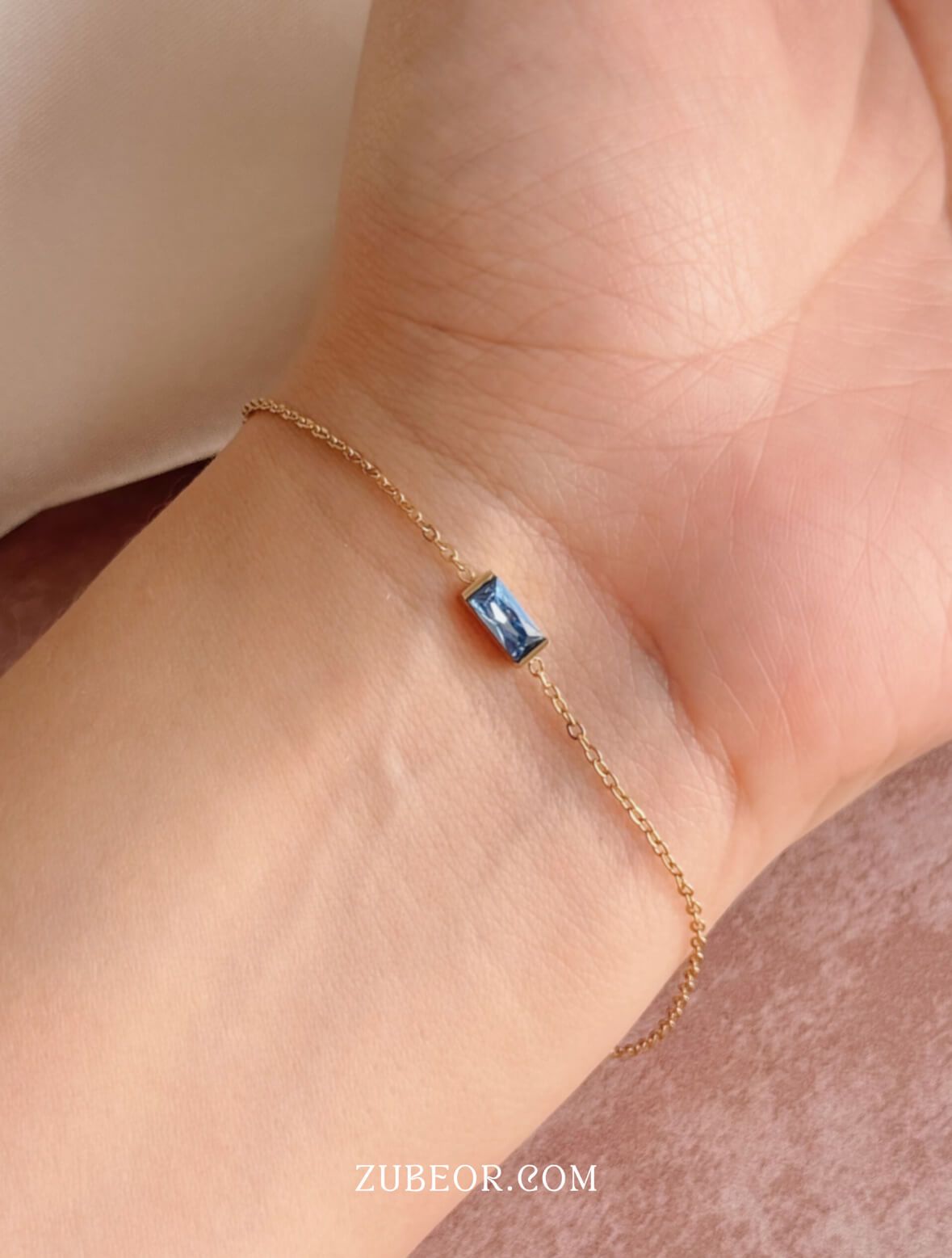 Pulsera con cristal de mes 12