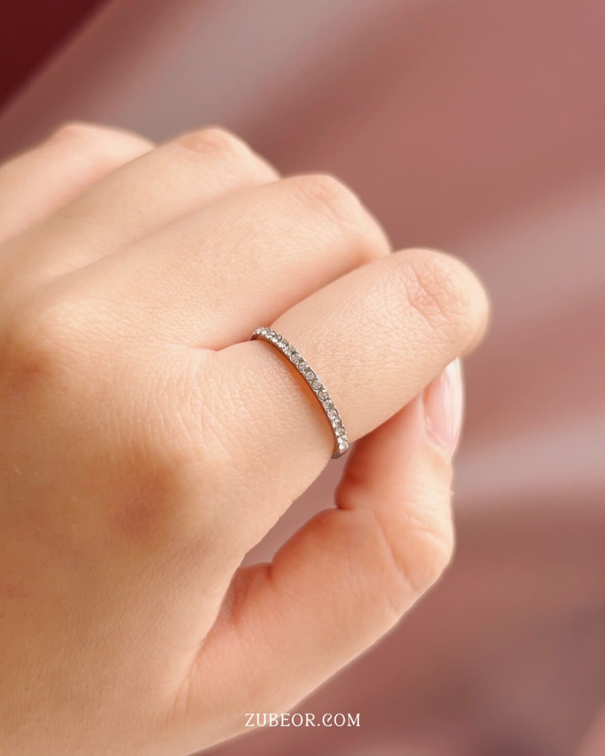 Anillo pequeños cristales