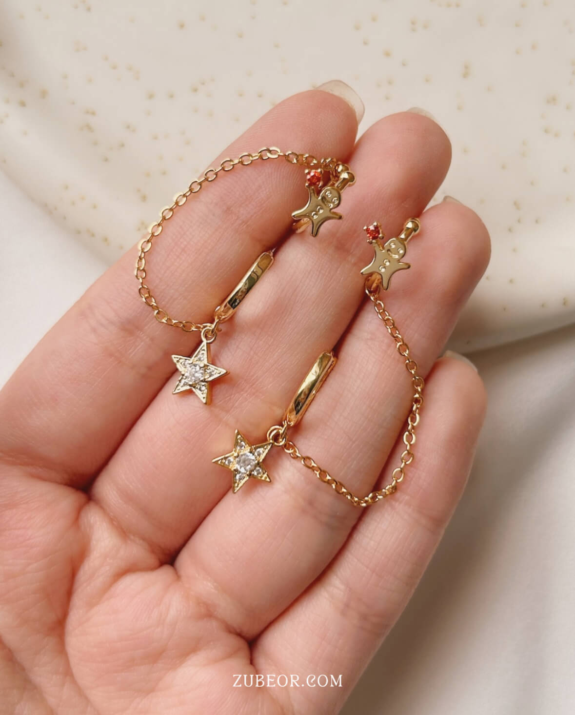 Aretes huggie con earcuff estrella y galleta jengibre