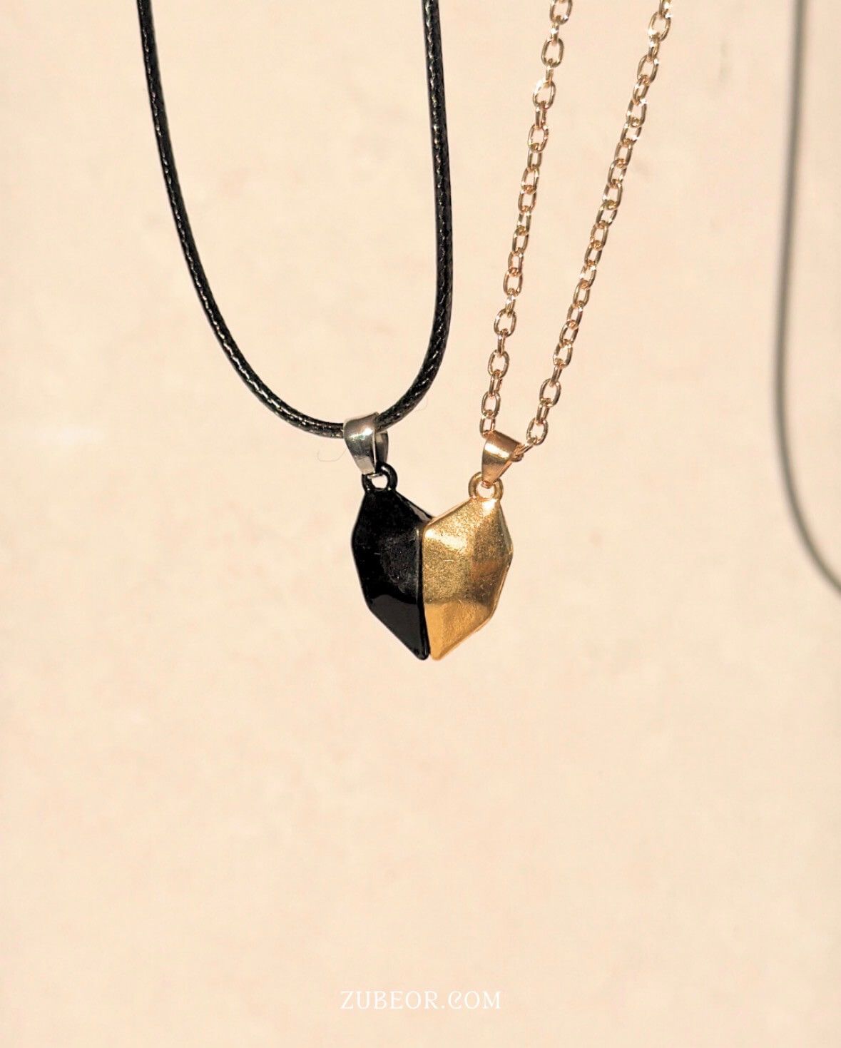 Set de cadenas magnéticas corazón dorado 3