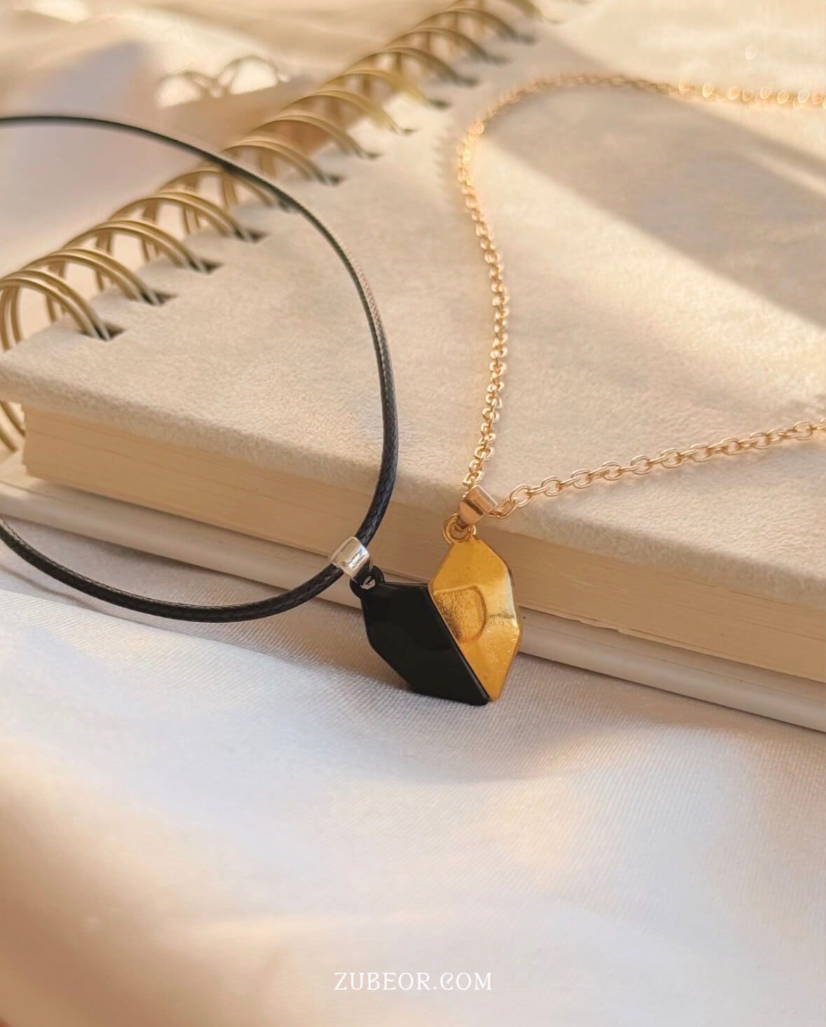 Set de cadenas magnéticas corazón dorado 5