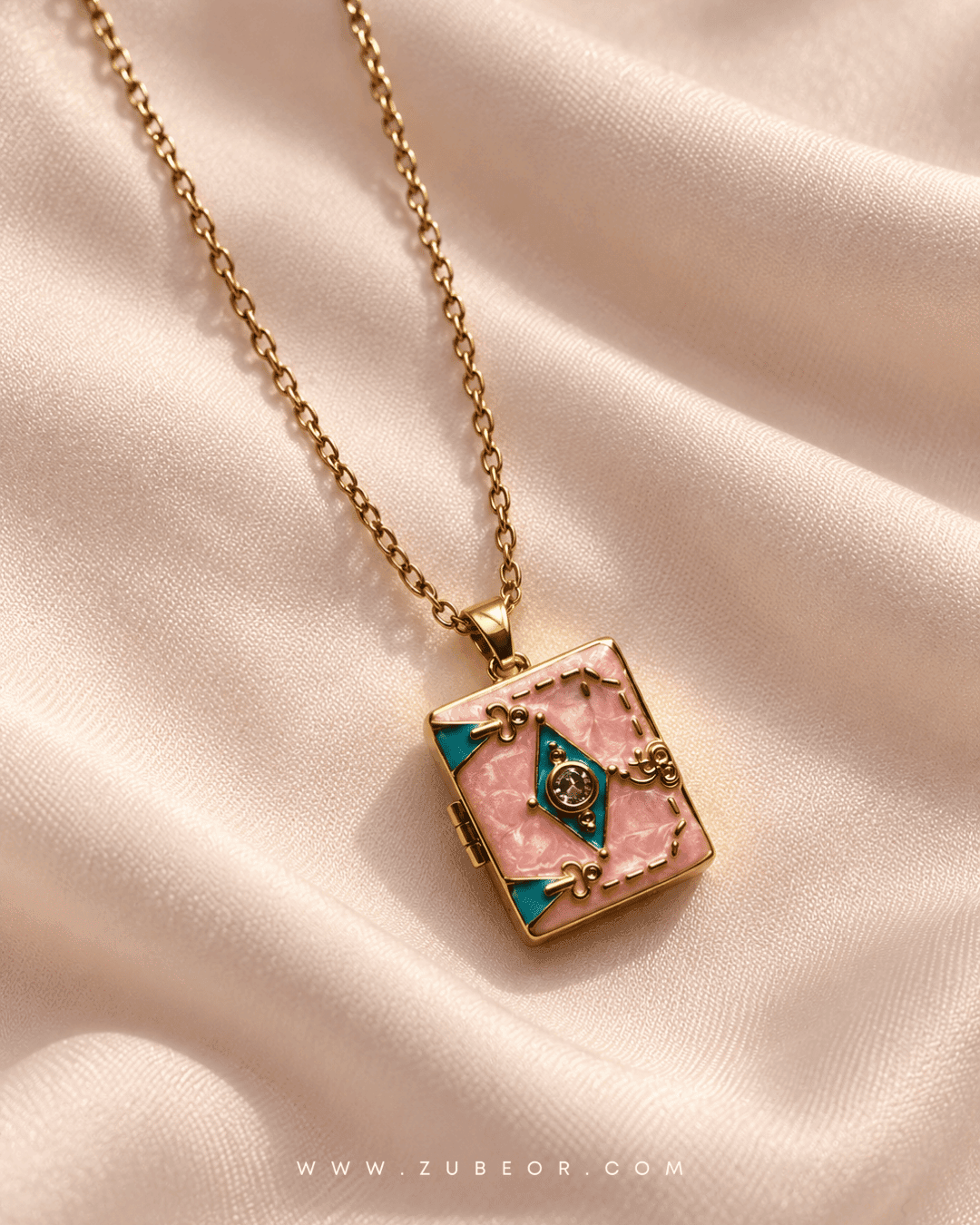 Cadena relicario libro rosa 1