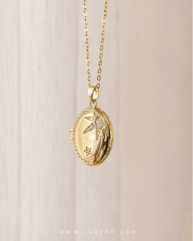 Cadena relicario Luna y estrella 1