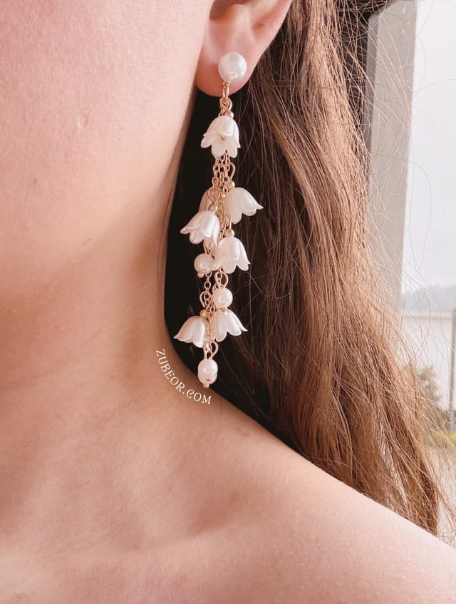 Aretes lirio del valle y perlas