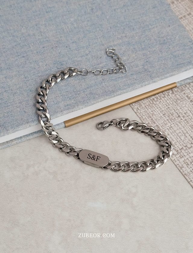 Pulsera eslabon cubano grabada 