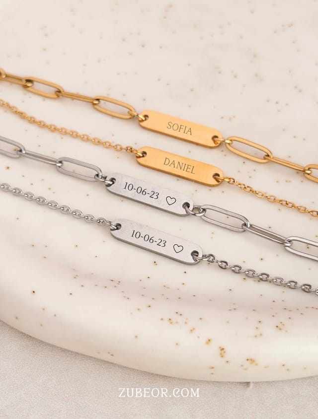 Pulsera placa pequeña grabada 