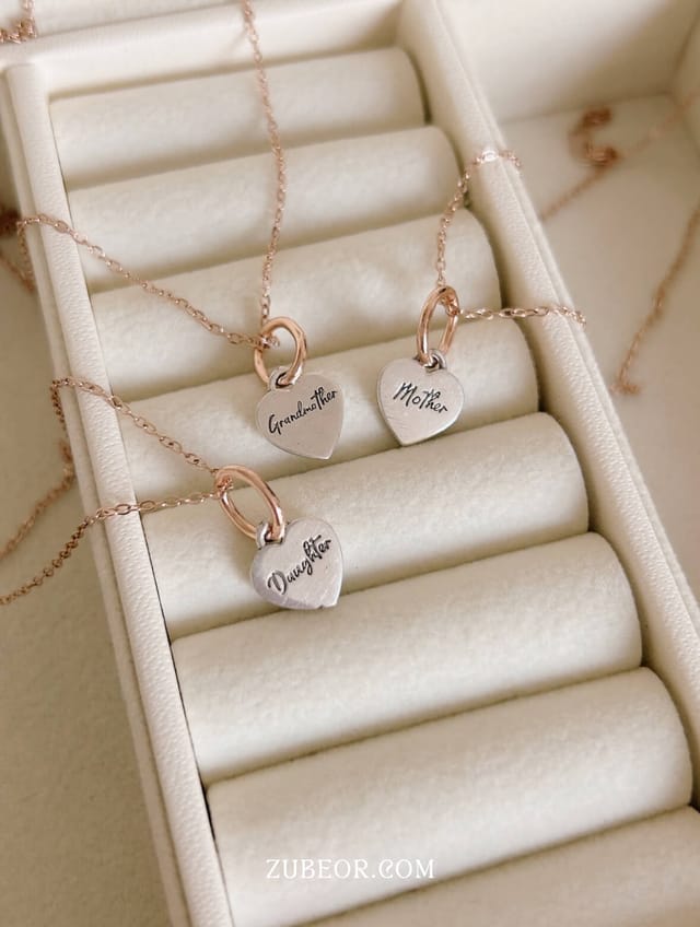 Set de cadenas abuela, mamá e hija
